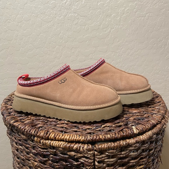 UGG Shoes - UGG Tan Tasman Suede Mule with Red Patterned Trim Size 11